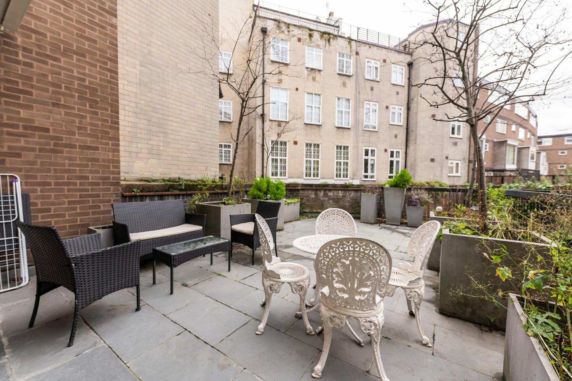 Luxury 6 Bedroom House In Southwick Street London Exterior photo